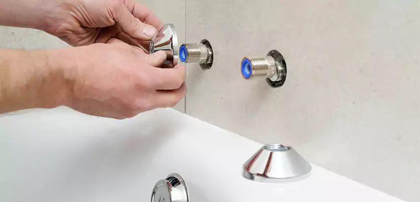 Bathtub Faucet Diverter Replacement in Goldsboro